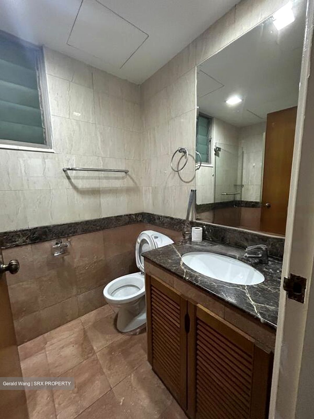 Landbay Condominium (D16), Condominium #458714271